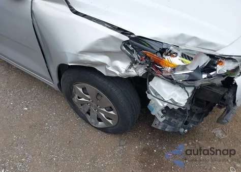 2019 Kia Rio S z USA, uszkodzony, nr VIN 3KPA24AB2KE233118